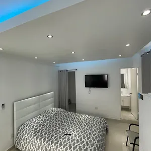https://1058-modern-apt-5.top-hotels-puertorico.com